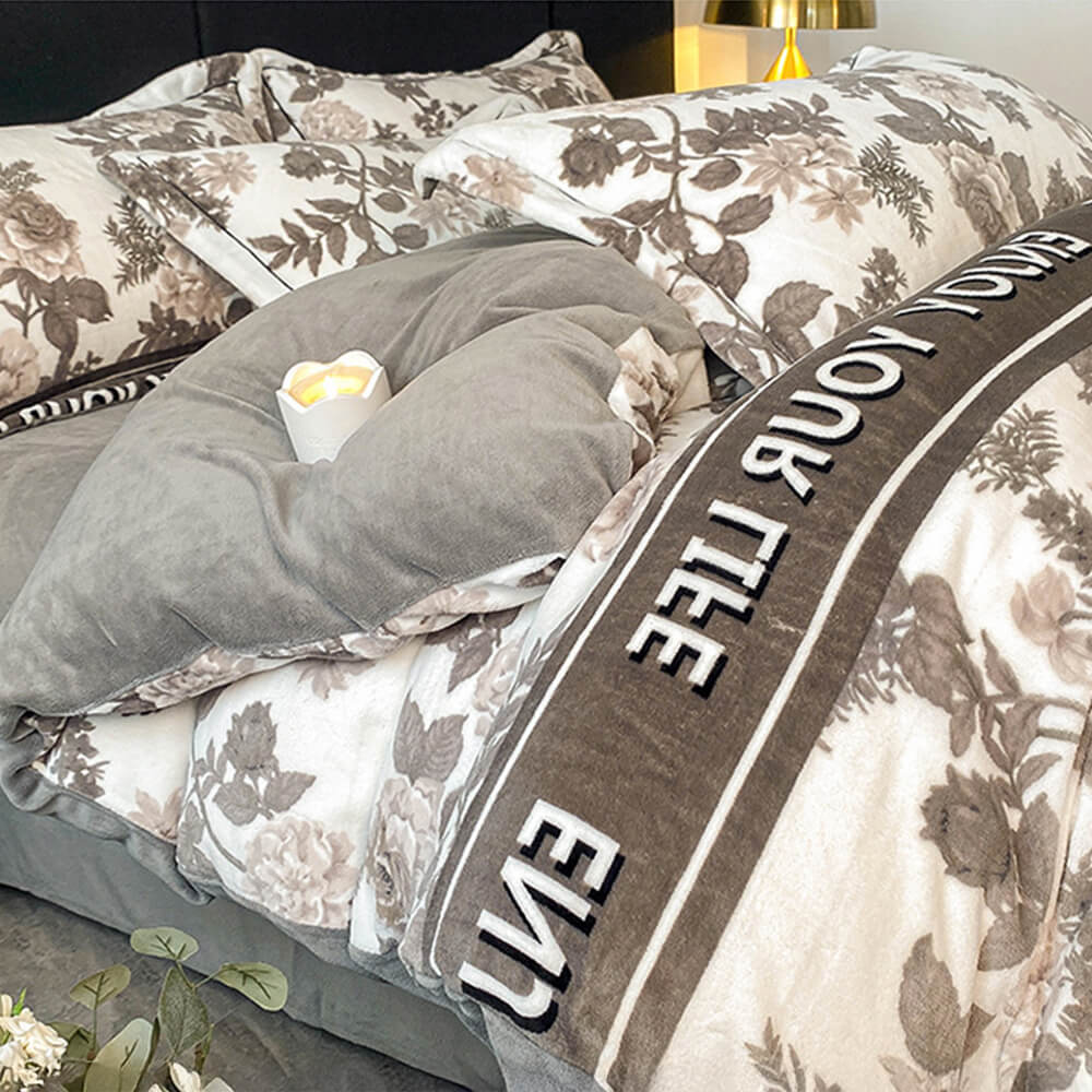 Ensemble de draps de lit chaud antistatique en velours de lait de style européen élégant