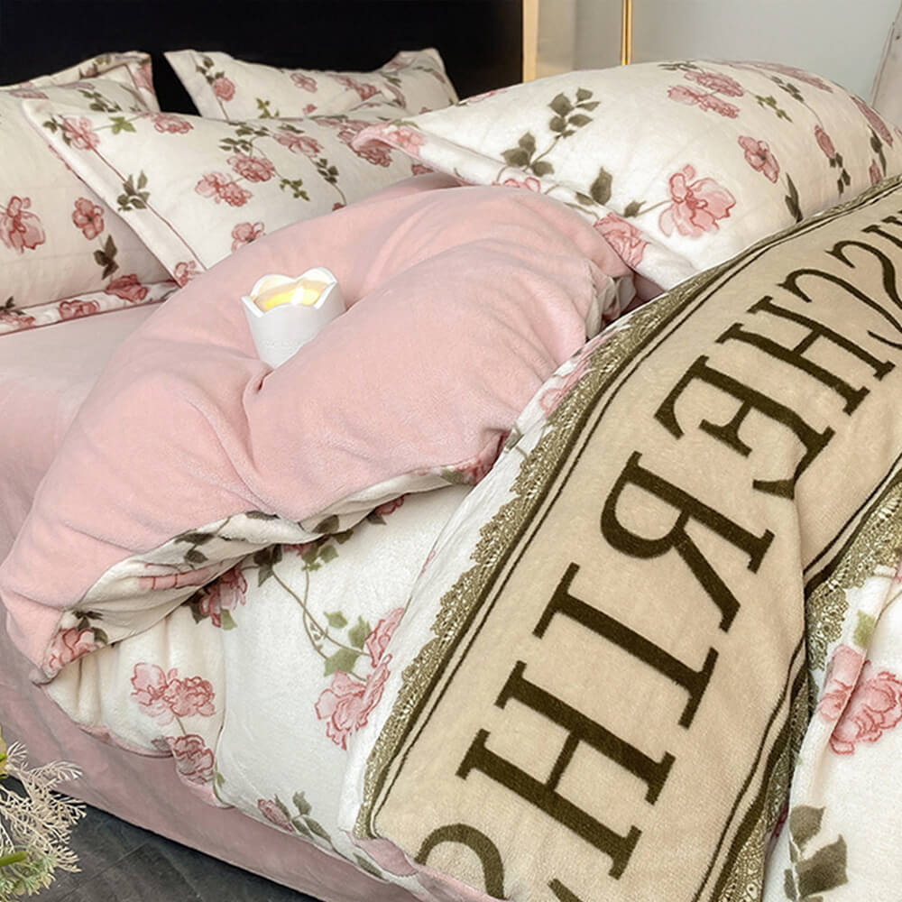 Ensemble de draps de lit chaud antistatique en velours de lait de style européen élégant