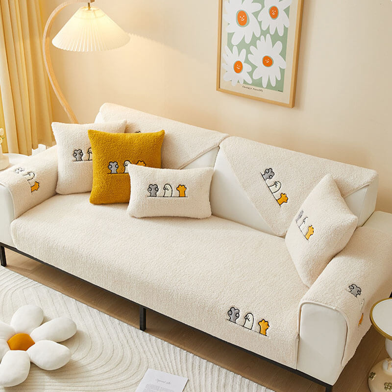 Lovely Cat's Paw Sherpa Fleece Anti-Slip Couch Coach