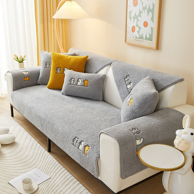 Lovely Cat's Paw Sherpa Fleece Anti-Slip Couch Coach