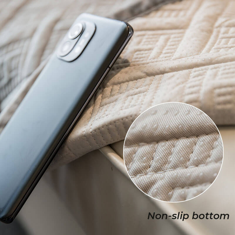 Cubierta de sofá de terciopelo acolchado de lujo