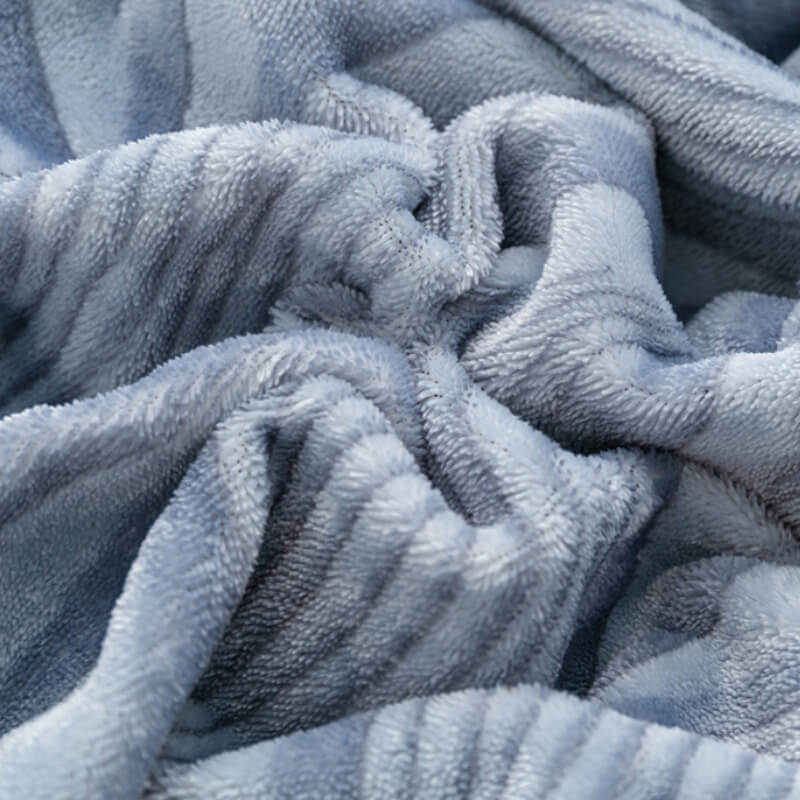 Patrón de hoja moderno Reta de cama de terciopelo suave de leche suave con falda de cama