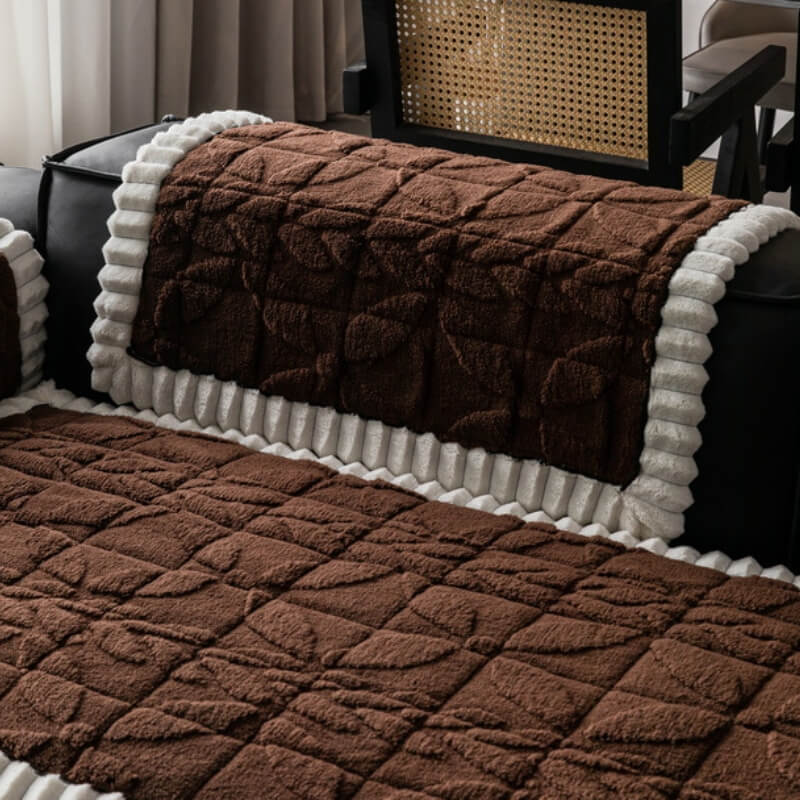 Thickend Short Plush Leaf Pattern Scratch Resistant Non-Slip Couch Cover