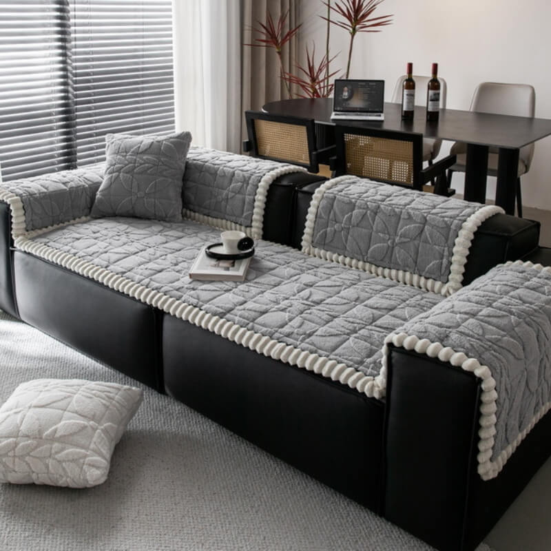 Thickend Short Plush Leaf Pattern Scratch Resistant Non-Slip Couch Cover