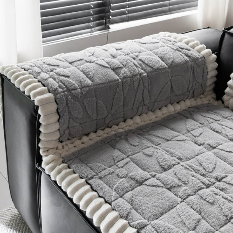 Thickend Short Plush Leaf Pattern Scratch Resistant Non-Slip Couch Cover