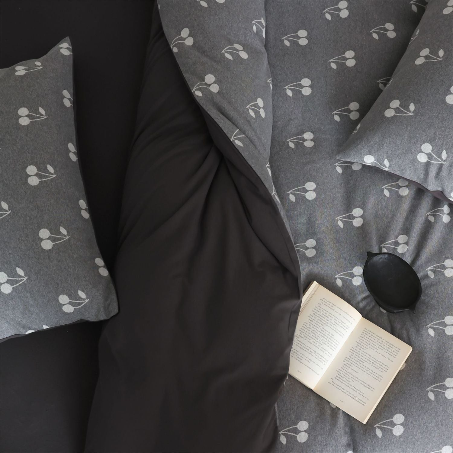Cute Puppy Jacquard Knit Cotton Duvet Cover Bed Sheet Set