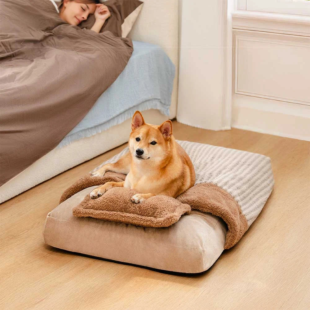 Cama de perros ortopédico de cueva de rayas de lujosa con almohada - Fluffywarm