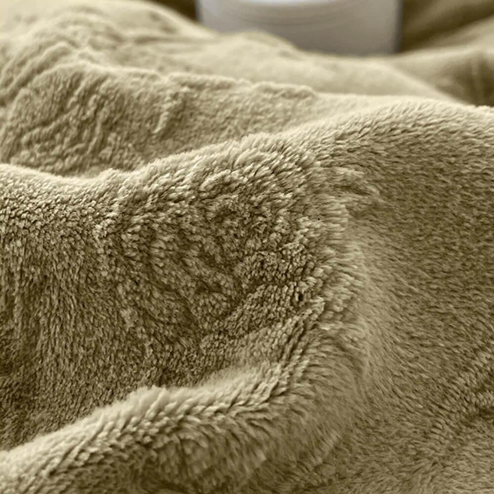 Juego de cama de alquiler de leche tallada de lujo
