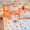 Juego de sábanas de estampado floral vibrante de primavera con falda de cama con volantes