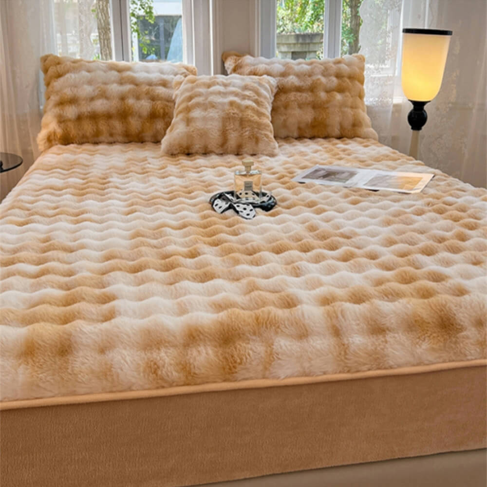Gradiente de crema de crema Faux Faux Rabbit Fur Cubierta de colchón de lámina CALIENTE
