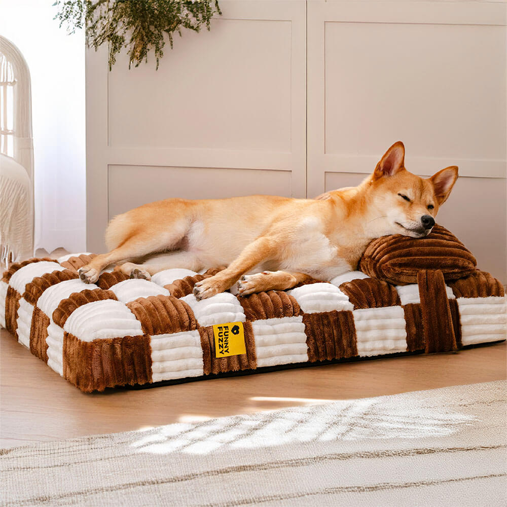 Handgefertigtes Plüsch-Schachbrett-Hundebett mit orthopädischer Unterstützung und Kissen