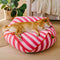 Trendiges, gestreiftes, polygonales, beruhigendes Sitzsack-Hundebett